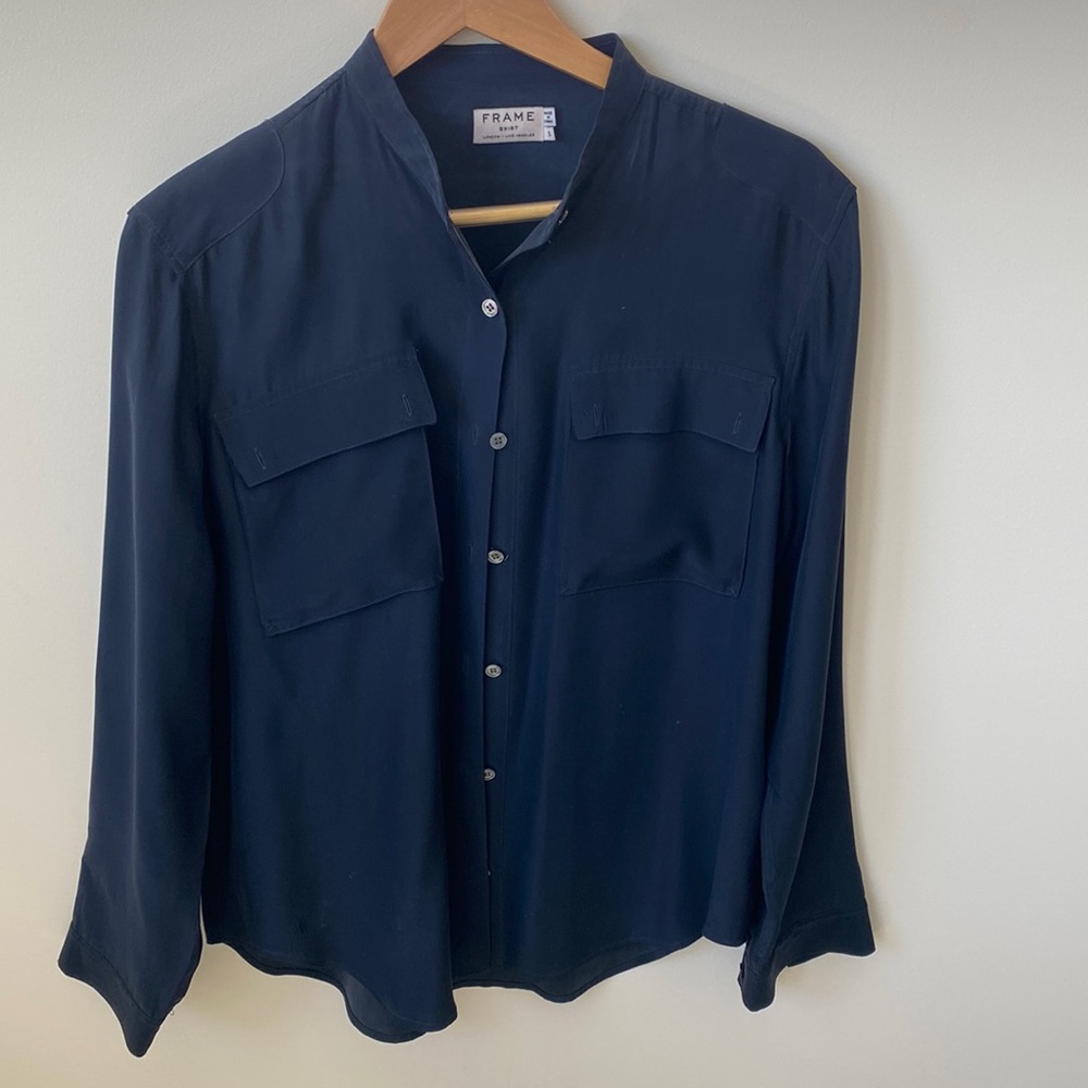 FRAME DENIM- Silk shirt like new. Navy.